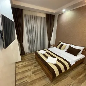 https://apartment-anna-at-the-black-sea.batumihotels.net